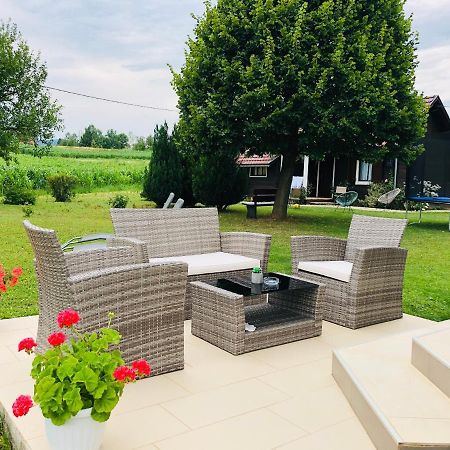 Apartment Golden Fields Smoljanac Esterno foto