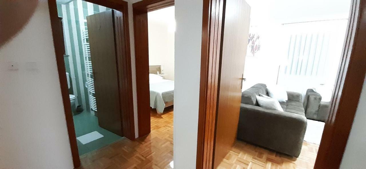 Apartment Golden Fields Smoljanac Esterno foto